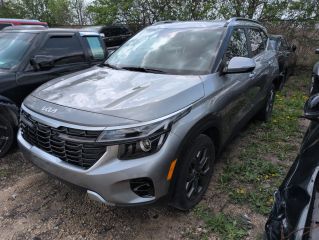 2024 Kia Seltos S - Exterior Front Left Corner Image